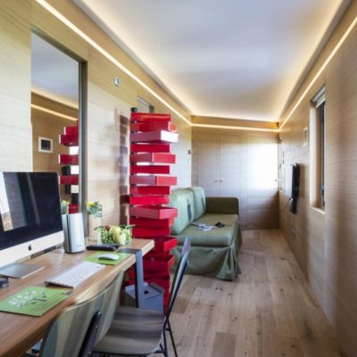 apple tree room 3